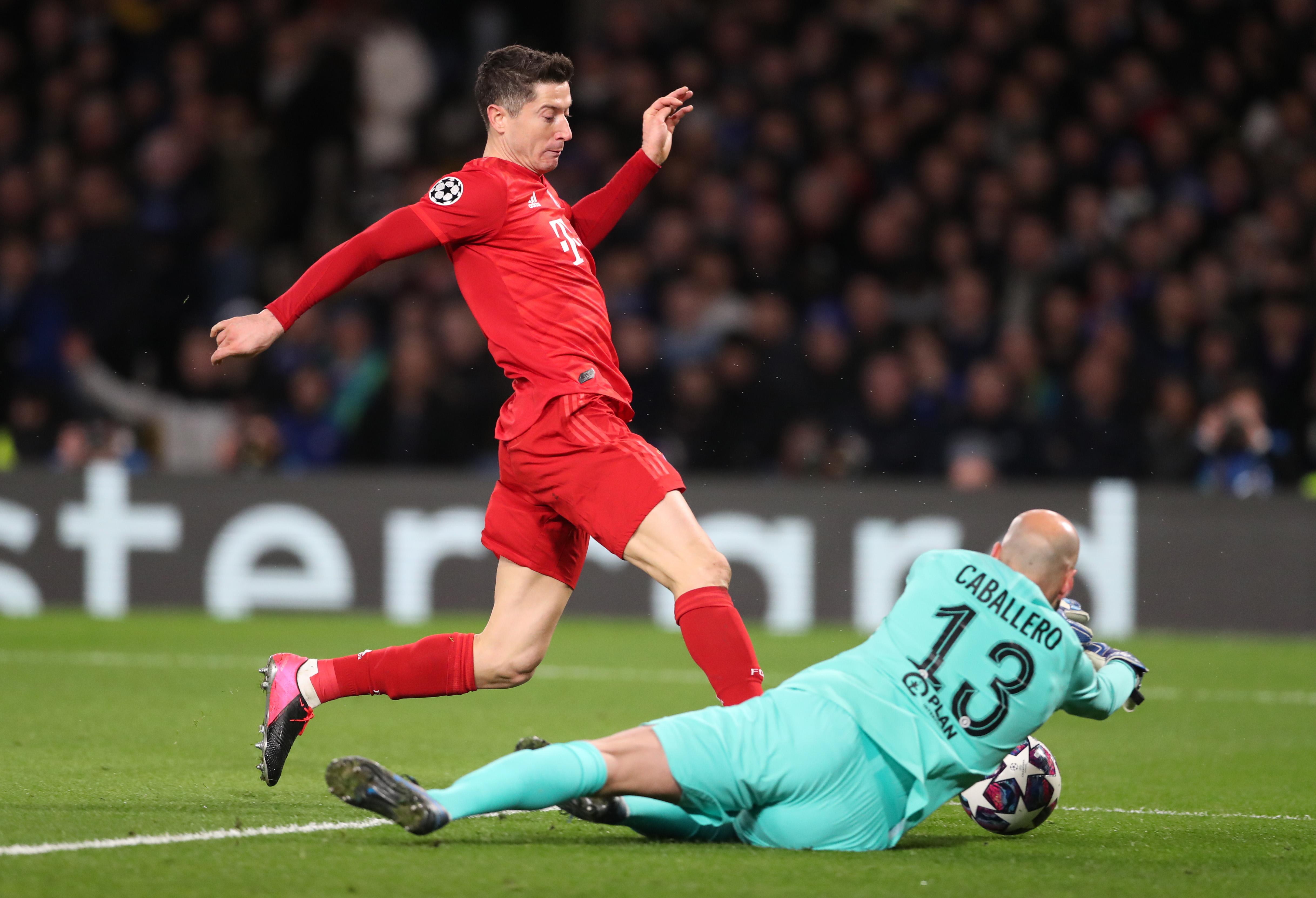 爱游戏官网下载莱万多夫斯基在德国队比赛中精彩发挥，战术调整引发热议！的简单介绍