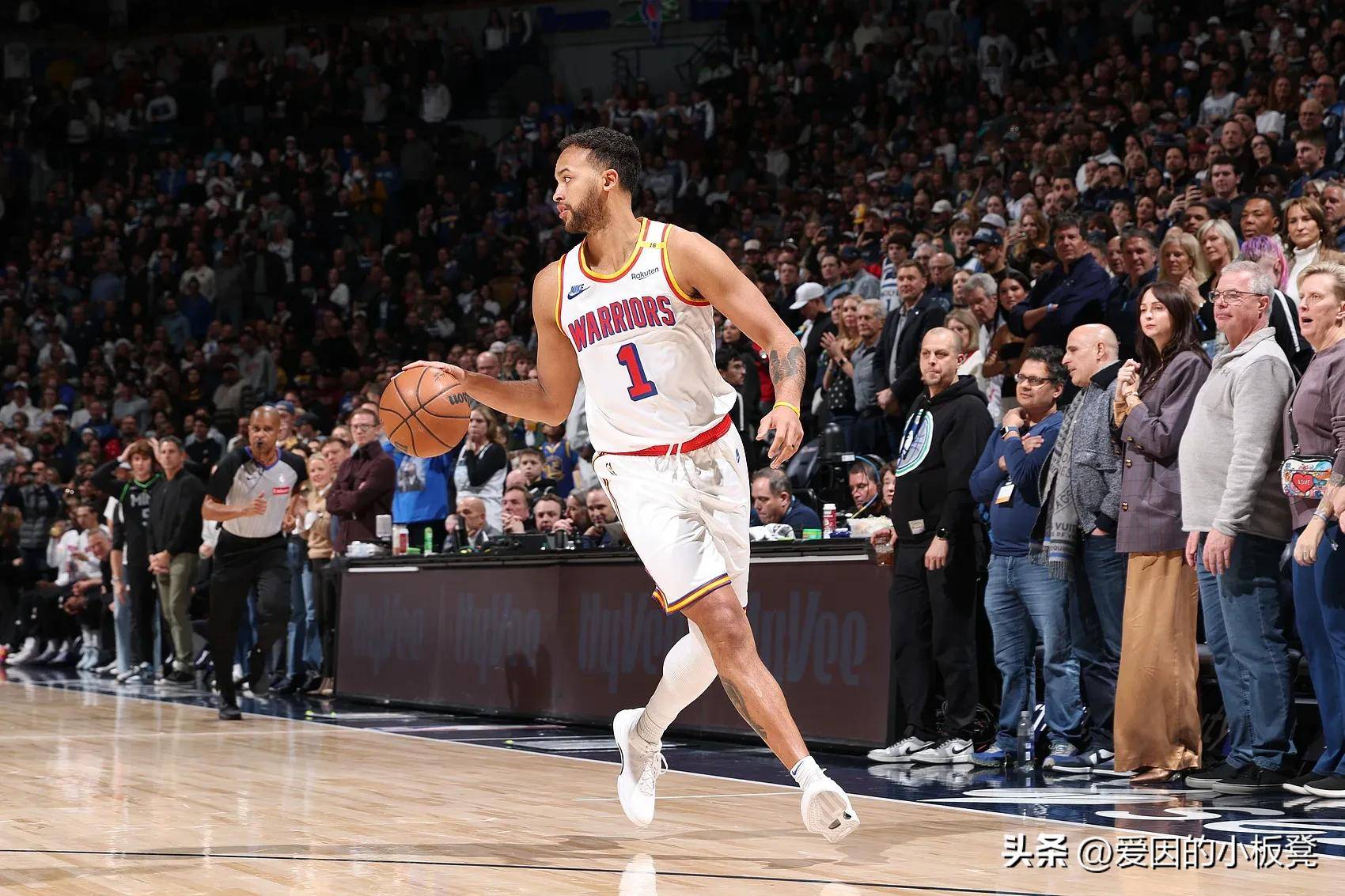 爱游戏体育直播平台包含里程碑夜纽约尼克斯状态回暖;NBA常规赛冲刺阶段刷纪录;目标明确;赛季目标并未改变的词条